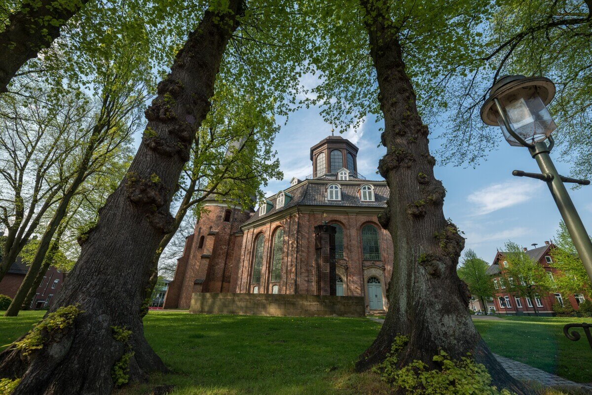 pexels francesco-ungaro-669319